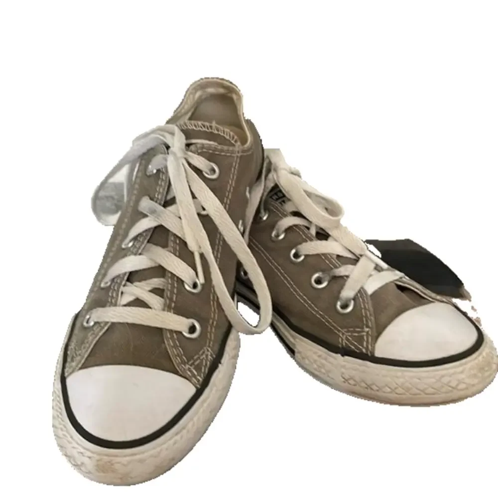 CONVERSE CHUCK TAYLORS YOUTH SIZE 2